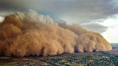 حرائق وأمطار وعواصف ترابية.. الكوارث لا تتوقف في أستراليا