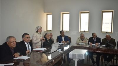 برنامج دراسي جديد بين كليتي 