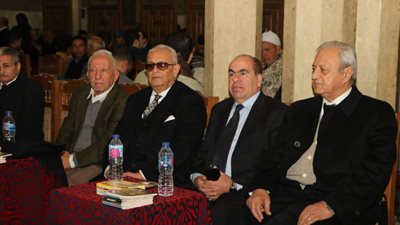 قيادات الوفد يشاركون في عزاء محمود السقا (صور)