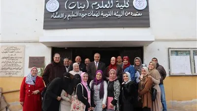 رئيس جامعة الأزهر يوزع على الطلاب دعوات مجانية لمعرض الكتاب