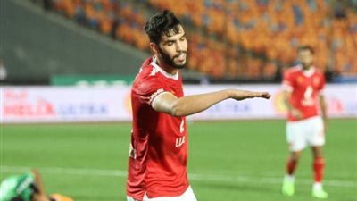 خاص - وليد أزارو يمدد عقده مع الأهلي ويرحل رسميًا