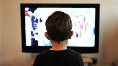 إلزام الصحفيين والإعلاميين بالتوقيع على إعلان لحقوق الطفل