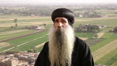 إقالة طاقم سكرتاية أسقف نجع حمادي 