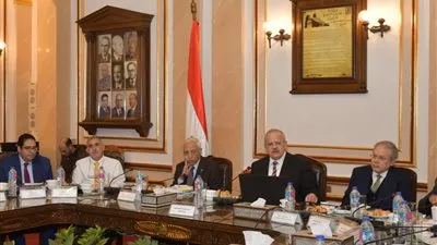 جامعة القاهرة تتخذ قرارات صارمة للحفاظ على سمعتها الأكاديمية