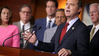 رئيس هيئة الإدعاء: أفعال ترامب تستدعي محاكمته وعزله