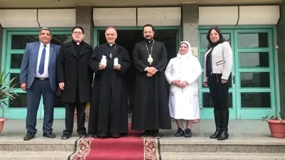 تفاصيل لقاء الأنبا باخوم مع السفير  الفاتيكاني في مصر