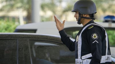 شرطة عسير تعلن مقتل رجل أمن أثناء مداهمة أمنية