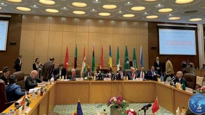 اجتماع الجزائر حول ليبيا يدعم وقف النار وتنفيذ مخرجات مؤتمر برلين