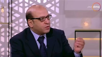 خبير اقتصادي: مصر تمر بتجربة فريدة من نوعها بالشرق الأوسط 