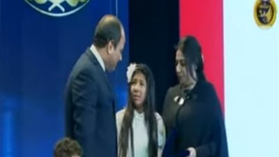 أرملة أحد الشهداء: الرئيس مكانش عايز يسيب ابني في احتفال الشرطة