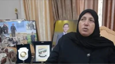 والدة عمر القاضي: ابني تمنى الشهادة ونالها (فيديو)