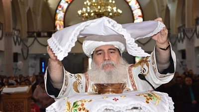 أسقف بني سويف يترأس القداس الإلهي بكاتدرائية مار مينا 