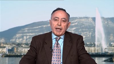 نشطاء يلقنون بهي الدين حسن درسا قاسيا لمطالبته بالإفراج عن الإرهابيين  