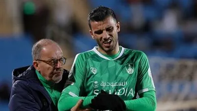 أهلي جدة يلعن مدة غياب عمر السومة 