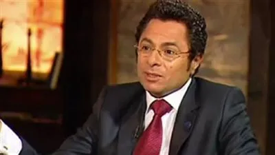 خالد أبوبكر عن تكريم السيسي لأسرة الشهيد وائل طاحون: 