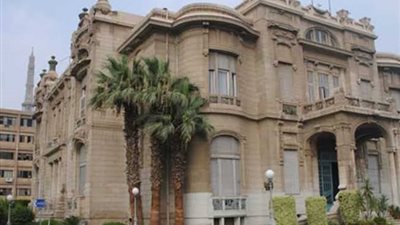 بداية من 9 فبراير.. جامعة عين شمس تنظم دورات تدريبية للعاملين