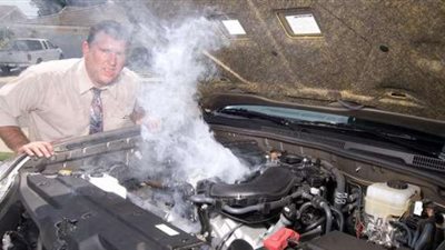 5 أسباب وراء ارتفاع حرارة سيارتك في الازدحامات المرورية وانخفاضها عند السير