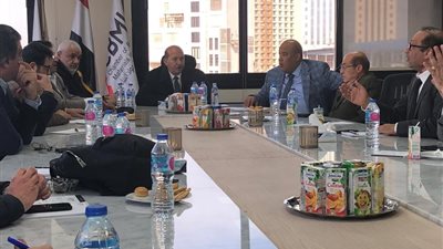  غرفة الصناعات المعدنية تبحث أزمة مصانع الدرفلة	