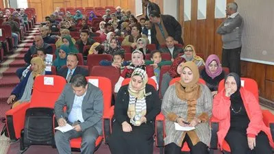 رئيس جامعة الفيوم يشهد حفل تكريم المتفوقين من أبناء أعضاء هيئة التدريس والعاملين