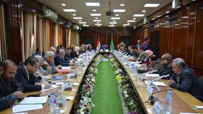 إحالة 106 من العاملين بالوحدات الصحية في الدقهلية للتحقيق