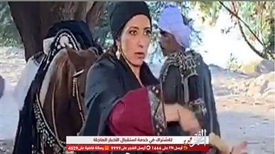 بالجلباب الصعيدي والعصا.. حنان مطاوع: 