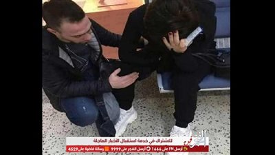 حقيقة صورة شيرين عبد الوهاب وهي منهارة وحسام حبيب يواسيها