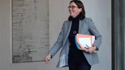 فرنسا: العلاقات التجارية بعد البريكست تعتمد على احترام معايير الاتحاد الأوروبي