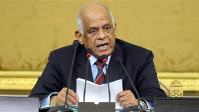 بعد هجوم النواب على الحكومة.. عبدالعال: 