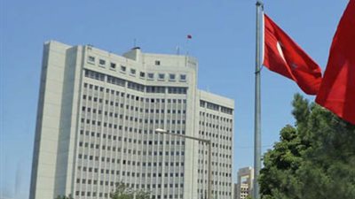 الدفاع التركية تعلن الرد على أي هجوم للحكومة السورية