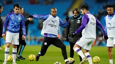 رسميًا.. مانشستر سيتي يمدد عقد نجم الفريق