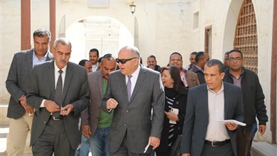 1875 بطاقة جديدة ببرنامج تكافل وكرامة للأسر الأكثر احتياجًا في قنا