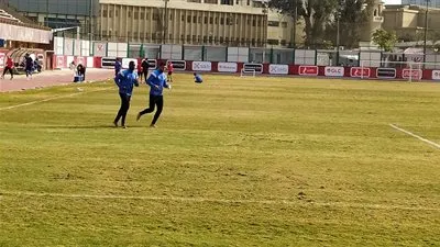 تدريب بدني لثلاثي الأهلي