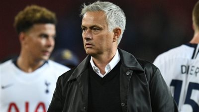 أزمة جديدة تواجه جوزيه مورينيو مع توتنهام
