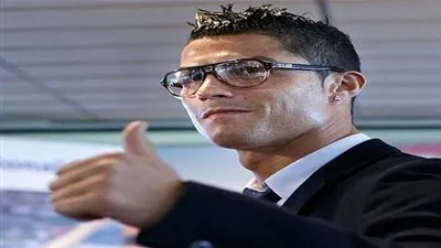 عاجل.. رونالدو يوقع عقد مفاجىء