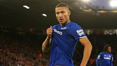 عاجل.. إيفرتون يغلق الباب في وجه برشلونة ويرفض عرض تاريخي