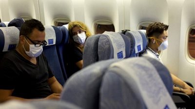 نقابات هونج كونج تهدد بالإضرابات لإغلاق الحدود مع الصين