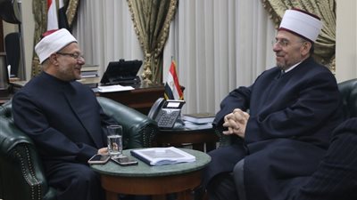 شوقي علام يستقبل مفتي كوسوفو لبحث التعاون الديني 