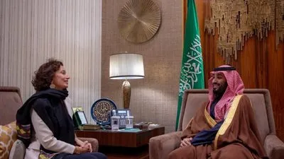ولي العهد يبحث مع اليونسكو سبل التعاون وفق رؤية المملكة 2030