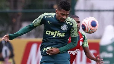 عاجل ورسميا.. برشلونة يضم صفقة برازيلية في اللحظات الأخيرة 