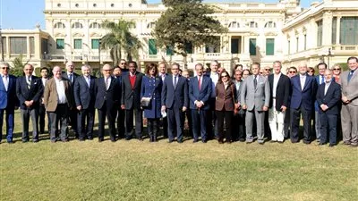 وزير السياحة يدعو سفراء 40 دولة لزيارة قصر عابدين 