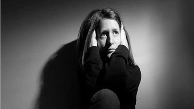 'مناهضة العنف ضد المرأة' تطالب بأقصى عقوبة لأطباء ختان الإناث