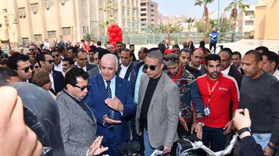محافظ الفيوم: التوسع في مشروع الدراجات التشاركية لتحقيق أقصى استفادة