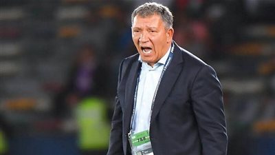 مدرب الاتحاد يؤكد فشله المستمر ضد الأندية السعودية