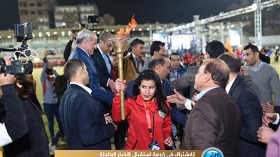 وزير الشباب يطلق شعلة أسبوع الفتيات بجامعة الفيوم ( صور)  