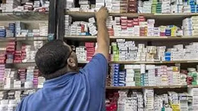 رئيس لجنة تصنيع الأدوية: الصيادلة الأكثر تعرضا للأمراض المعدية