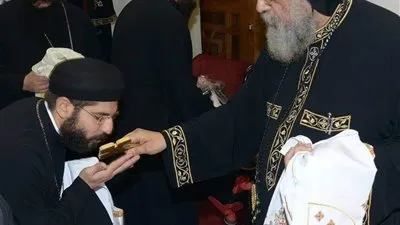 اليوم.. إقامة صلوات تجنيز القس لوقا غبور في الإسكندرية 