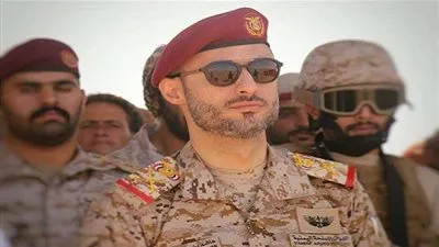 قيادي في حزب الإصلاح اليمني يطالب بمحاكمة هاشم الأحمر بتهمة 