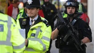 بريطانيا.. الشرطة تقتل منفذ الهجوم الإرهابي في لندن