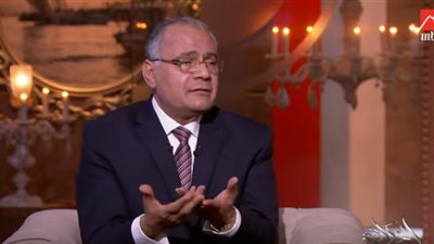 سعد الدين الهلالي للمرأة: 