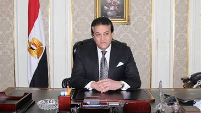 طلاب مصريون يرفضون العودة من الصين.. و